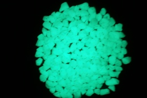 Gravillons luminescents turquoise (au Kg)